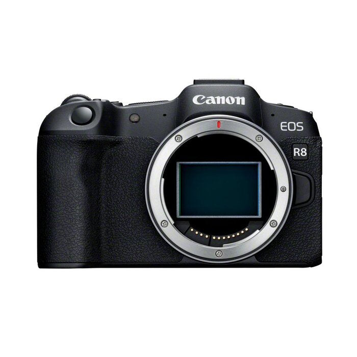 Canon EOS R8 + Canon RF 24-105mm f/4-7,1 IS STM